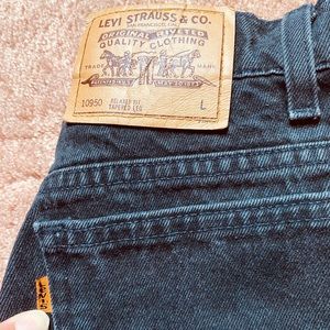 950 Orange Tab Levis 🍊